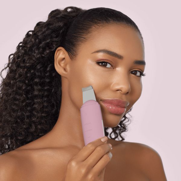 Мікрострумовий скрабер для шкіри та усунення чорних точок GESKE MicroCurrent Skin Scrubber&Blackhead Remover 9в1 pink HB0148 фото