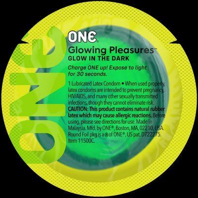 Презерватив ONE Glowing Pleasures 1 шт, світяться в темряві SX0747 фото