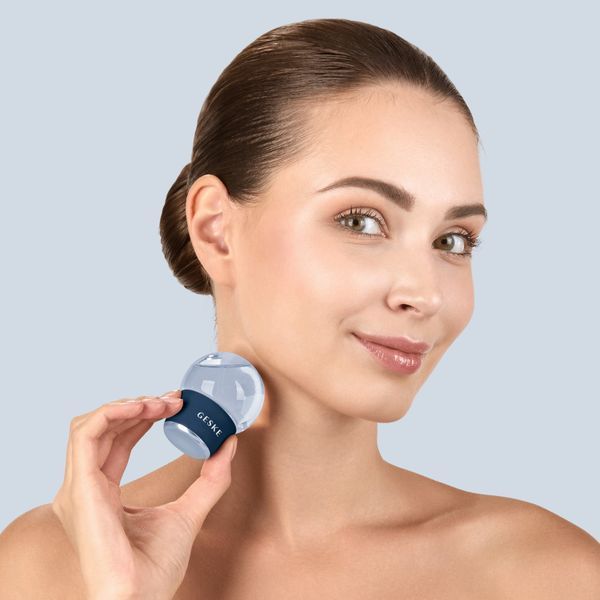 Масажер для обличчя і тіла GESKE Cool&Warm Face and Body Massager 7в1 midnight HB0301 фото